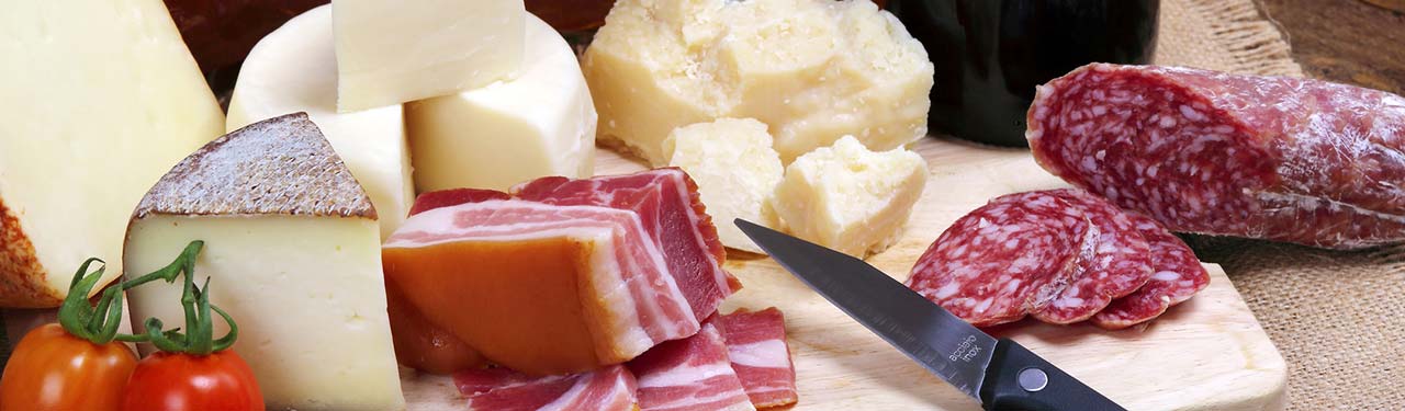 Gospodarstwa wiejskie w Toskanii z typowymi produktami